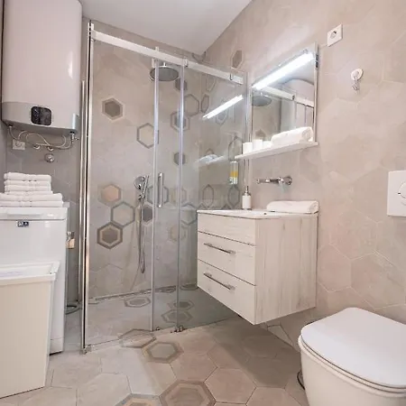 아파트 Sundowner 자다르